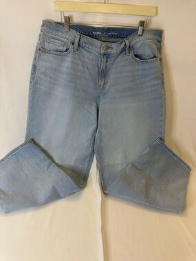 Old Navy Women’s Size 14 Mid Rise boyfriend Loose Denim Jeans
